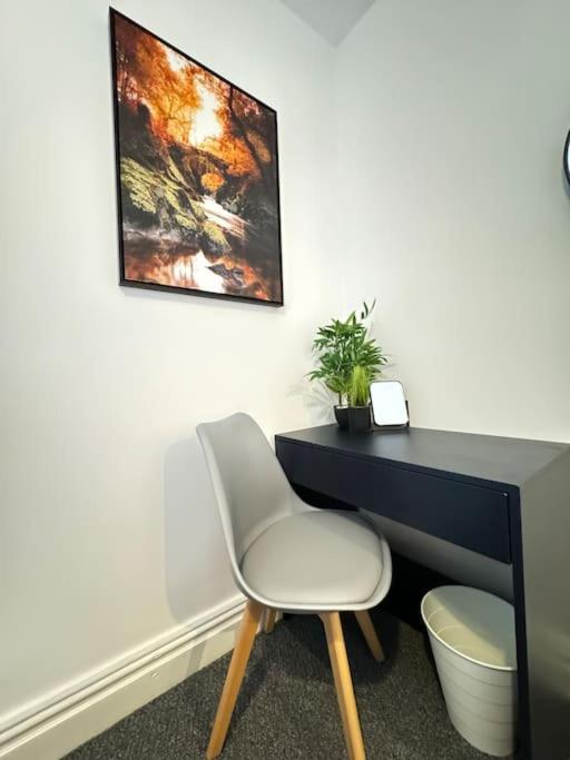Cosy Home In Barnsley Centre Εξωτερικό φωτογραφία