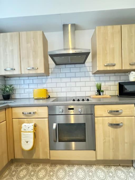 Cosy Home In Barnsley Centre Εξωτερικό φωτογραφία